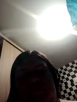 IONY_ROYAL_1111 webcam