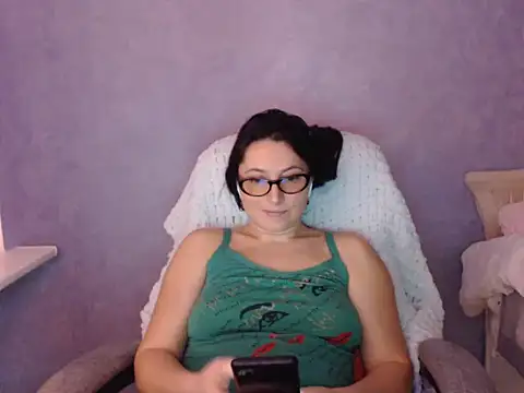LuckyLisa23 webcam