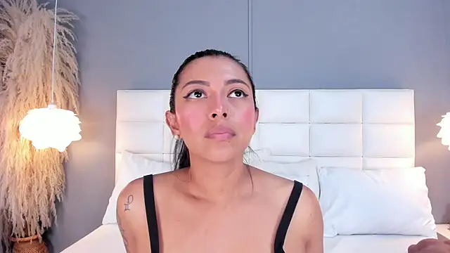 _BunnyNaugthy webcam