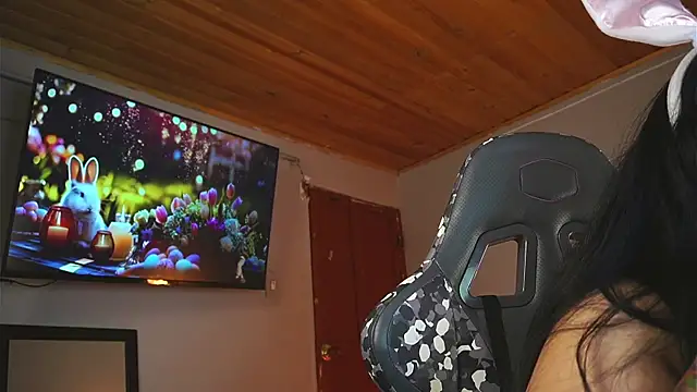 coraline_latin webcam