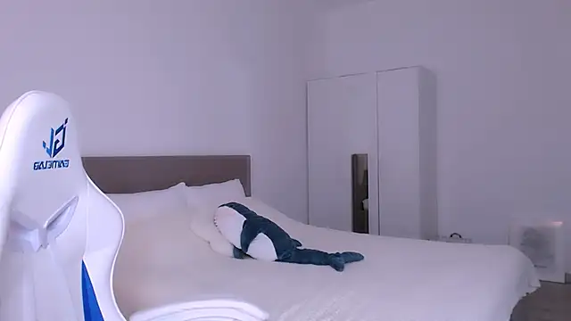 Luna_insniity webcam