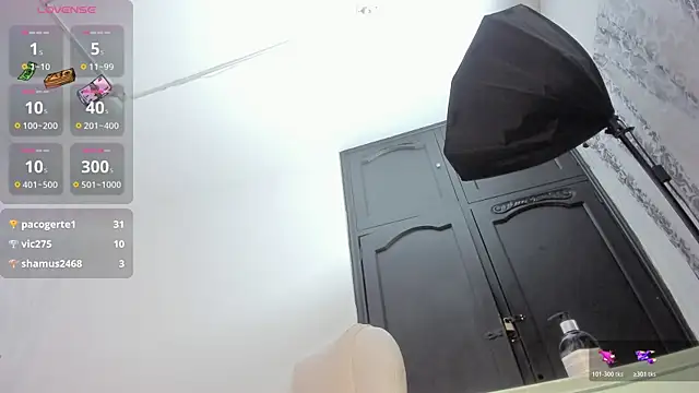 Victoriaa_millers webcam