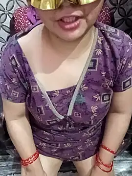 Gujju_bhabhi69 webcam