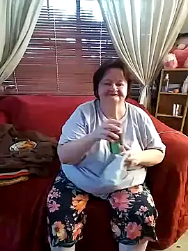 Bayou_Woman68 webcam