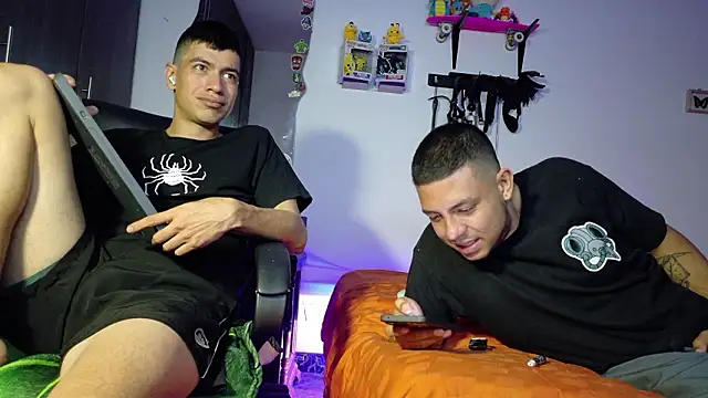 Nymphobuddies webcam