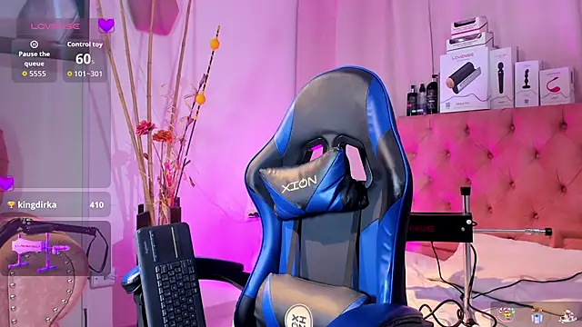 _taylor_black webcam