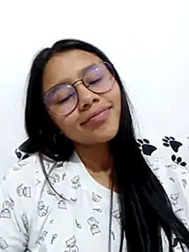 SofieLove_01 from StripChat is Freechat