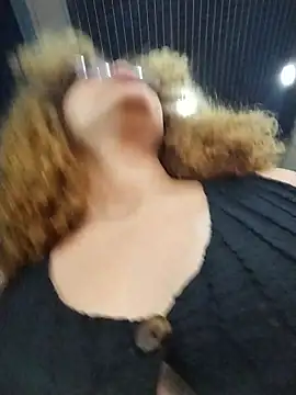 PrettySquirt-PibeV webcam