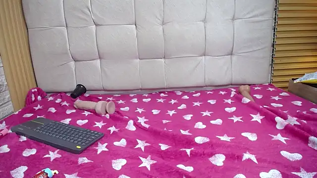 monicamoon303av webcam