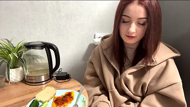 EleneKatzebeg webcam