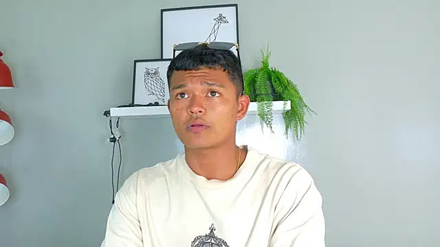 AndrewKenoxx_ webcam