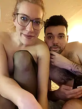 PolomaAndBobo webcam