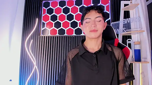 Cristopher_Wild webcam