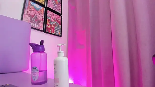 Carolina_Burninng webcam