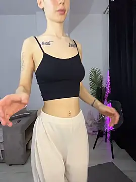 Celine_Roxelle webcam