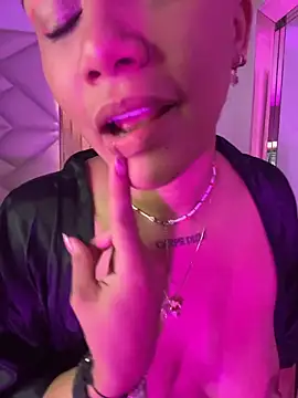 coraline_vera webcam