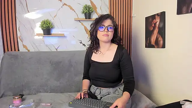 Violette_Blake_ webcam