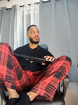 Oliver_bigblack_cock webcam