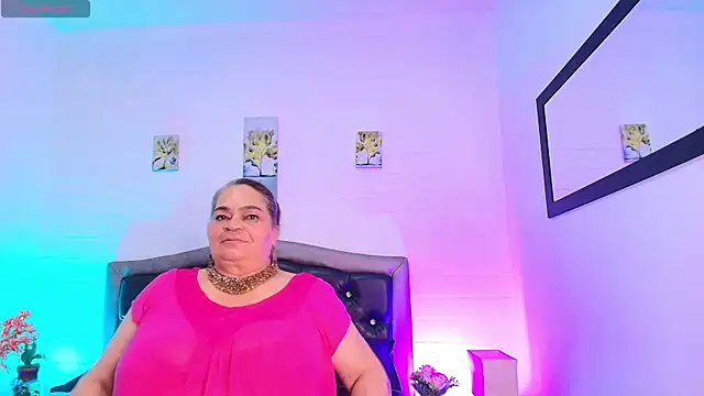 queenmatturex - QueenMatturex's free webcam - UK Sex Cams