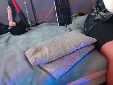 GoddessMonicaAngels webcam