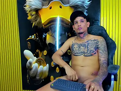 winsord_bigcock - Winsord_Bigcock's free webcam - UK Sex Cams