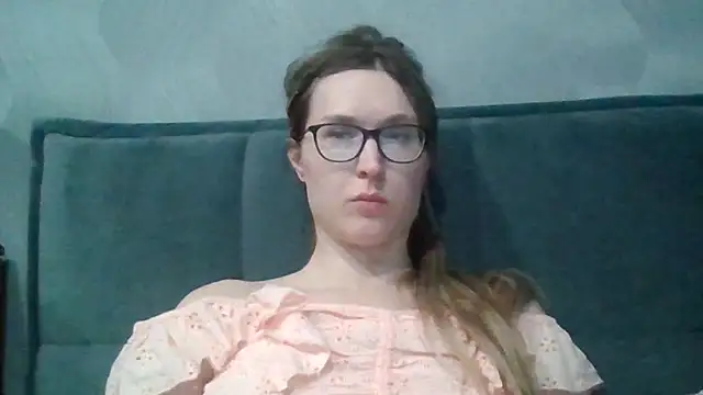 jugira - Jugira's free webcam - UK Sex Cams