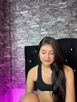 aylin_fire - Aylin_fire's free webcam - UK Sex Cams