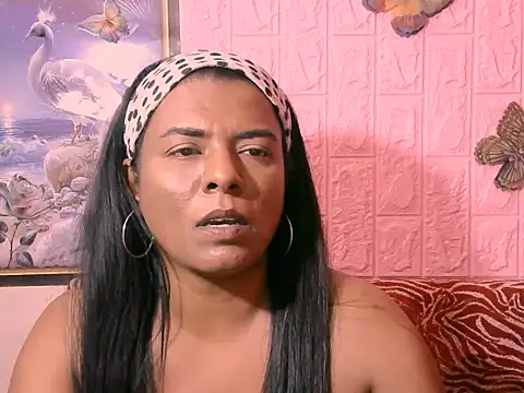 Indiannaughtygoddess webcam