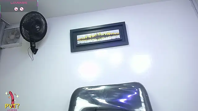 shantala_krisha webcam