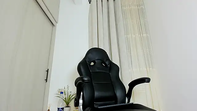 Biscuit_oliva webcam