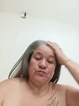 CheekySnowQueen_69 webcam