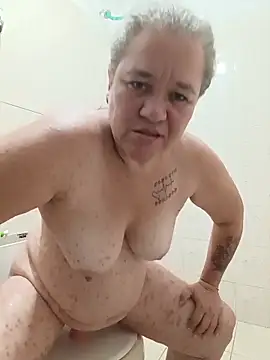 cheekysnowqueen_69 (F milf) - Show Pussy in the bath of my Neighboard