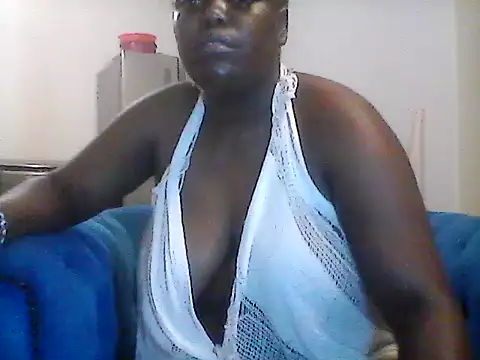 Thickdarkbby webcam