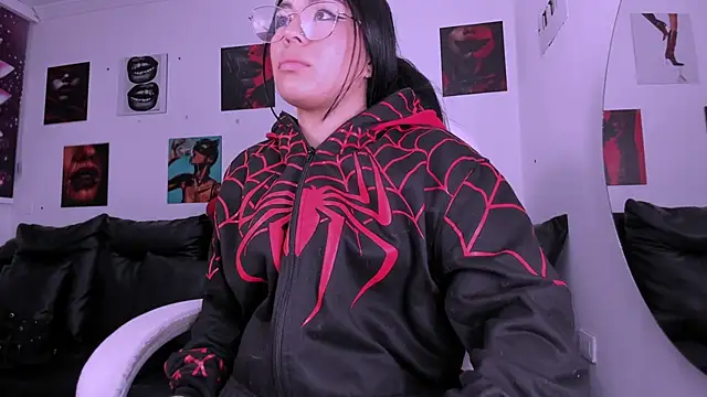 valkyria_12 - Valkyria_12's free webcam - UK Sex Cams