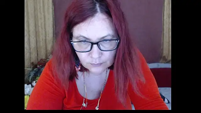 PlayfullMature webcam