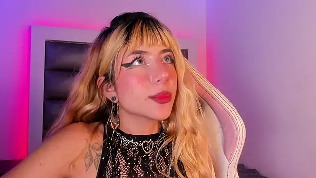 adhalee_js - Adhalee_js's free webcam - UK Sex Cams