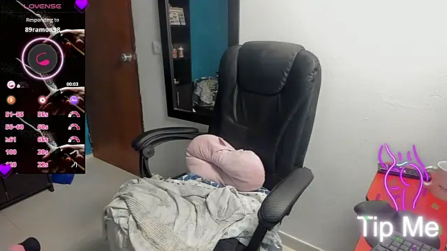 peanut_tangerine webcam