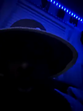 hormoneactivated webcam