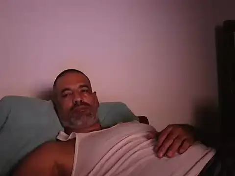 jackbigcock11 webcam