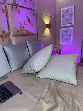 sahararush_ - SaharaRush_'s free webcam - UK Sex Cams