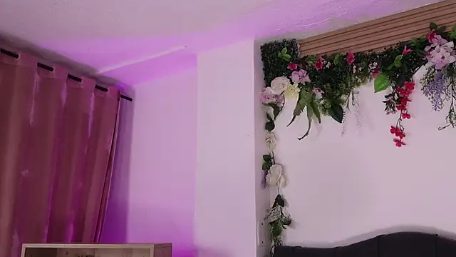 JulessCornett webcam