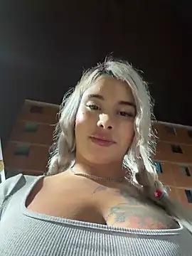 YouCandiSumisa webcam