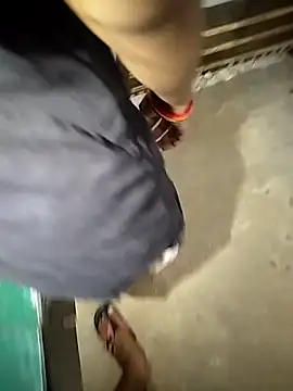 Rajendri-couple_sho98 webcam