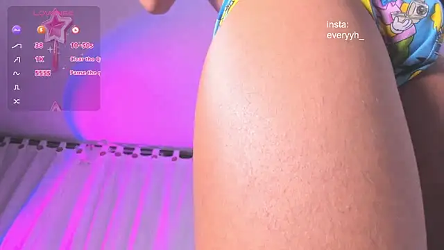 Sweet_poetryy webcam