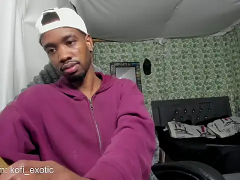 Kofi_exotic_2 webcam