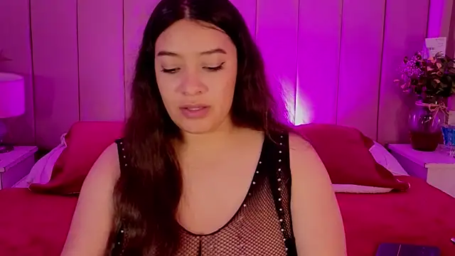 MollyBigBoobs12 webcam