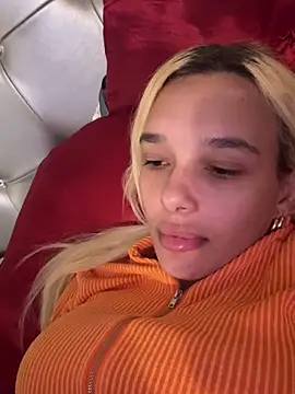 kimberlyReyes_ webcam