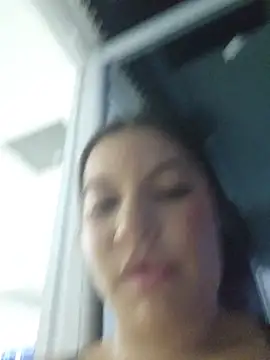 Pretty_Julieta webcam