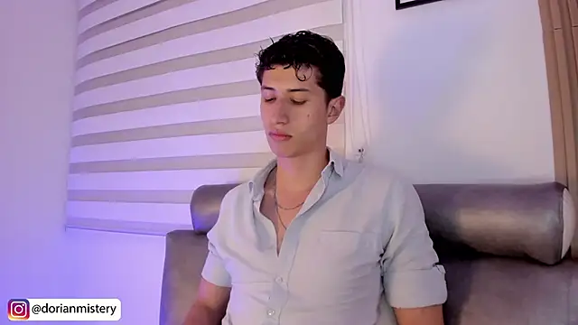 Dorianmistery2322_ webcam