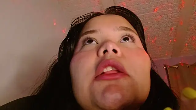 sexychubby___ webcam